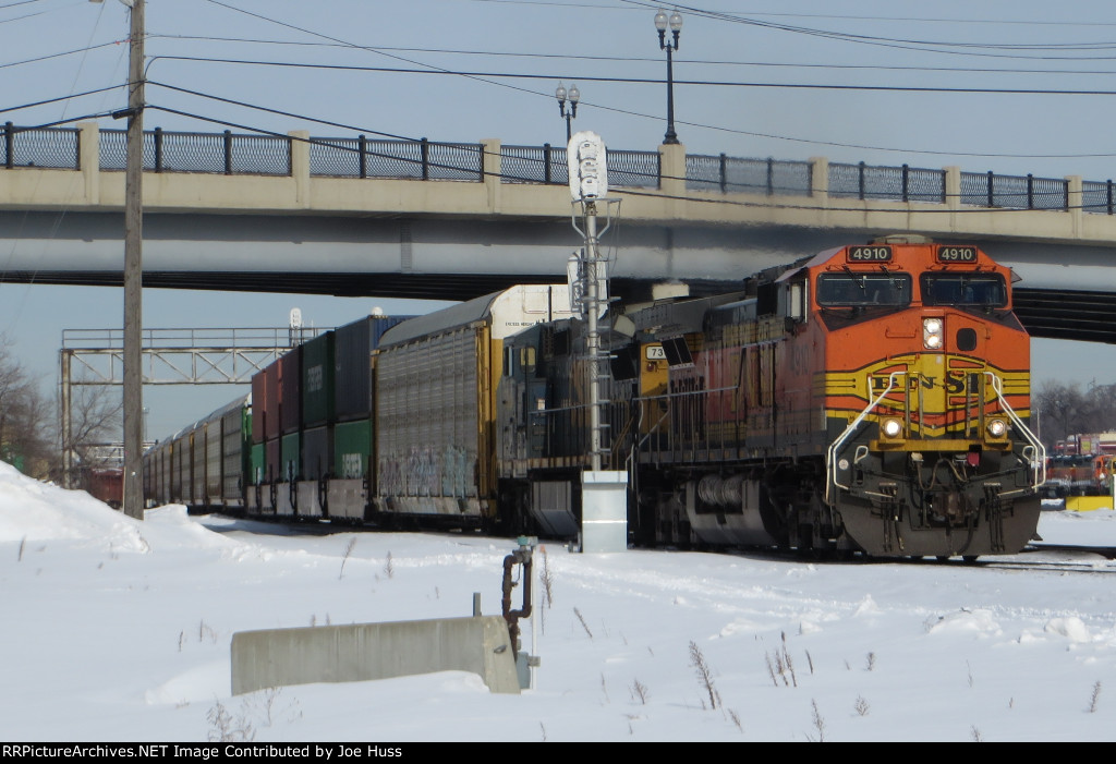 BNSF 4910 East